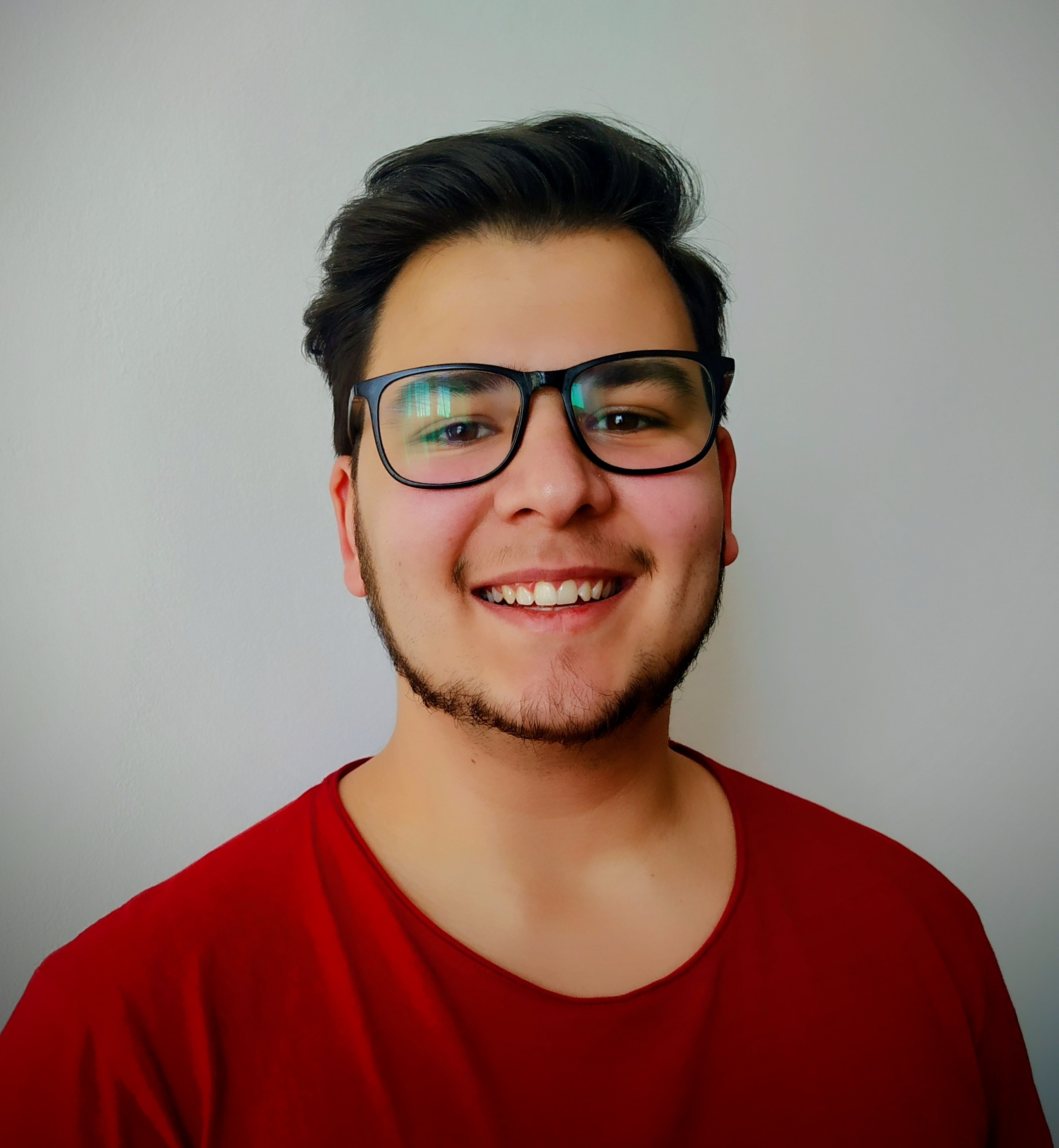 Kádár Mózes Profile Picture - Professional Mobile Developer specializing in React Native and Android development